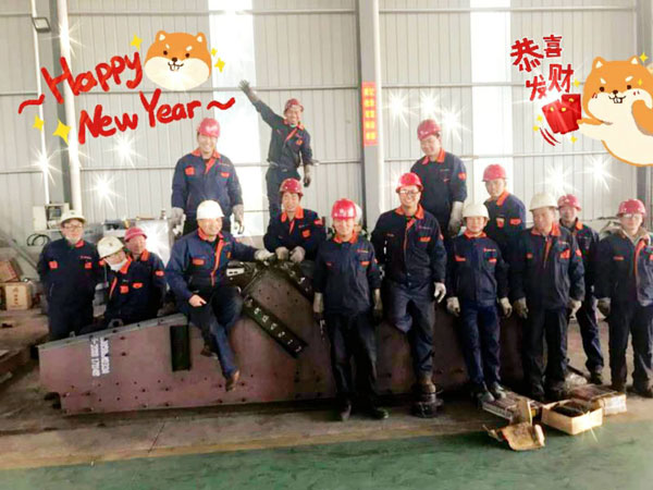 米兰入口新年赶工忙
